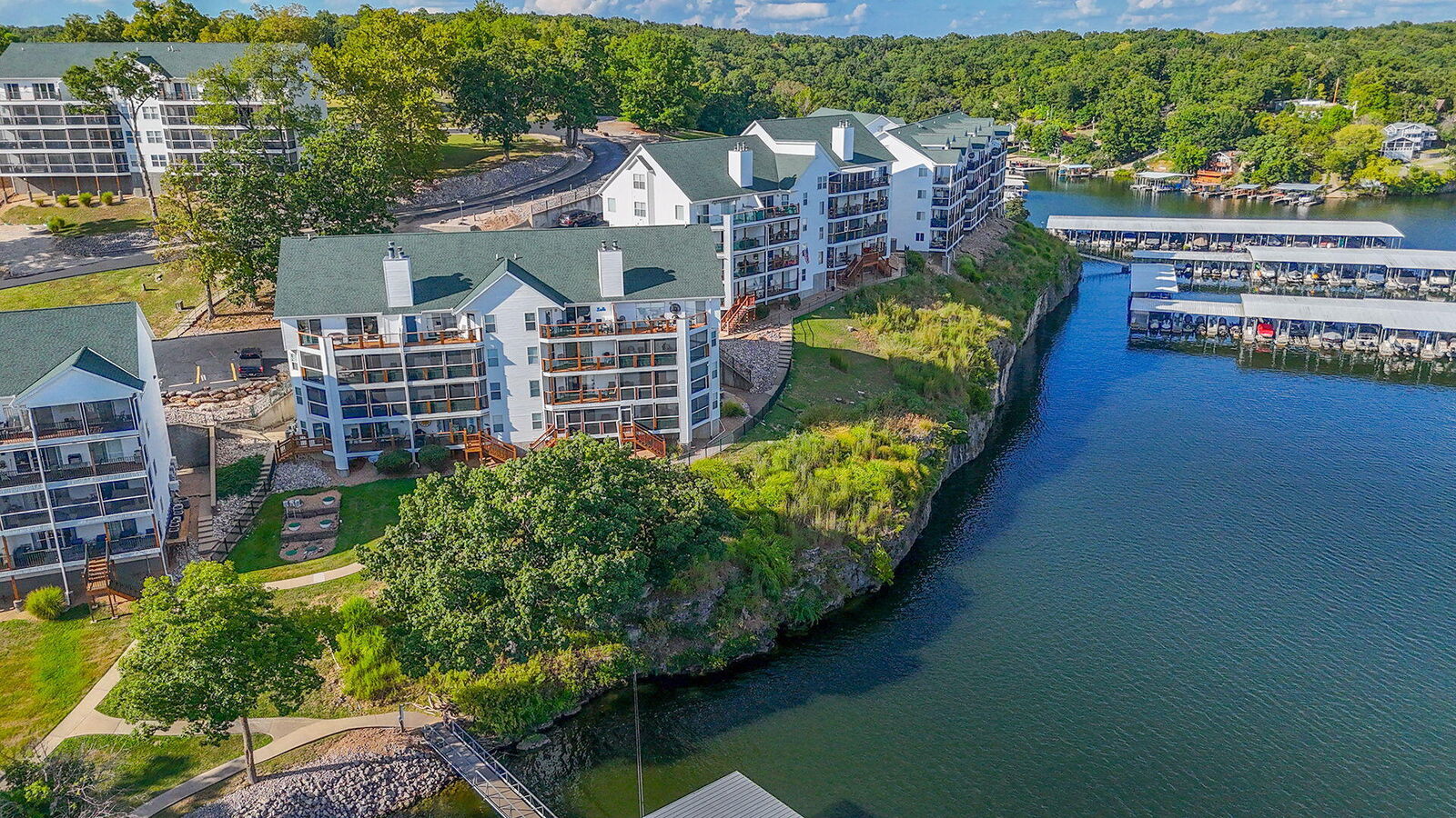 Property Photo:  601 Park Pl Dr  MO 65047 