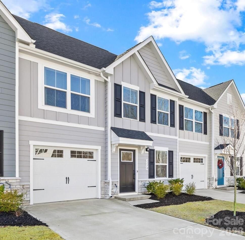 Property Photo:  111 Skylar View Way D  NC 28166 