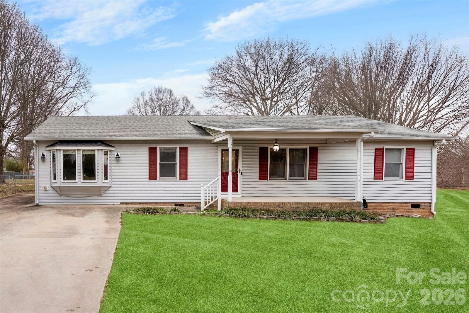 Property Photo:  105 Trotter Lane  NC 28086 