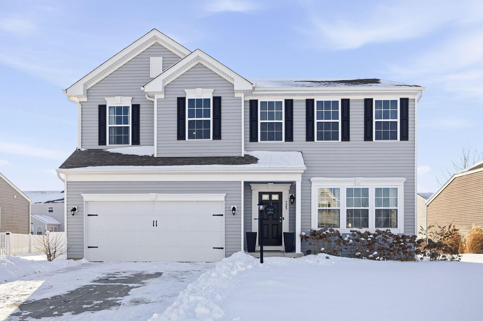 Property Photo:  325 Green Acres Drive  OH 43031 