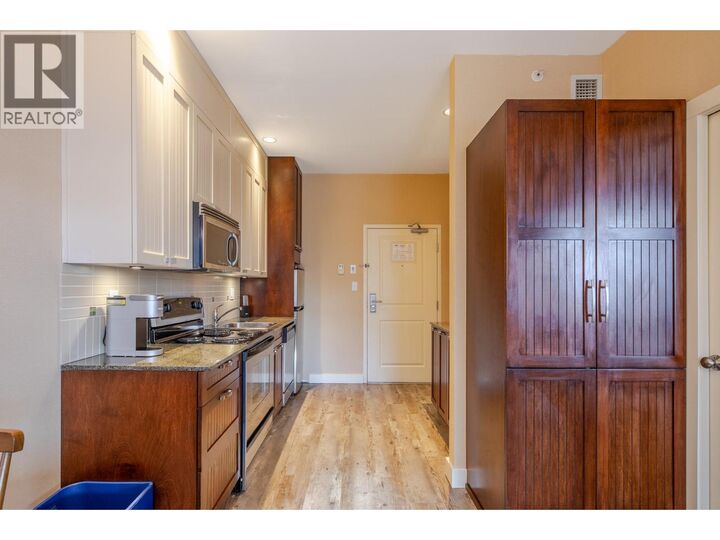 Property Photo: 13011 Lakeshore Drive 352 BC V0H 1Z1