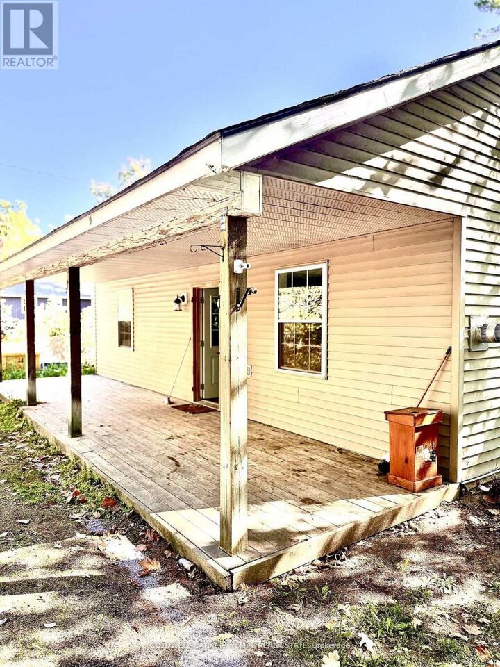 Property Photo:  2 Oakwood Drive  ON K0M 1N0 