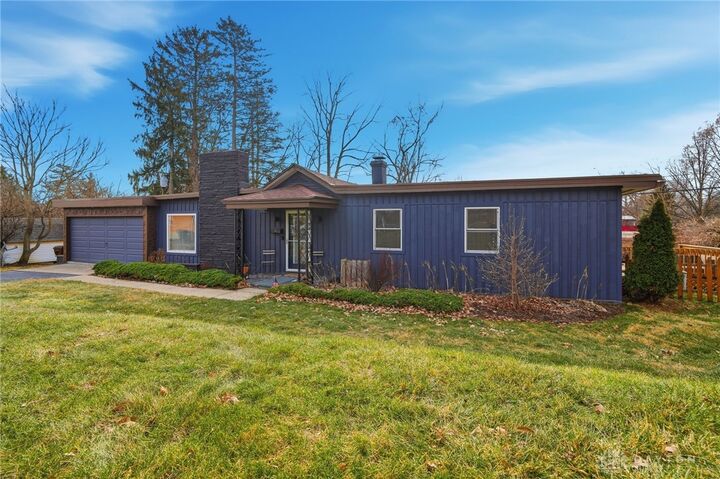 Property Photo:  3941 Roslyn Avenue  OH 45429 