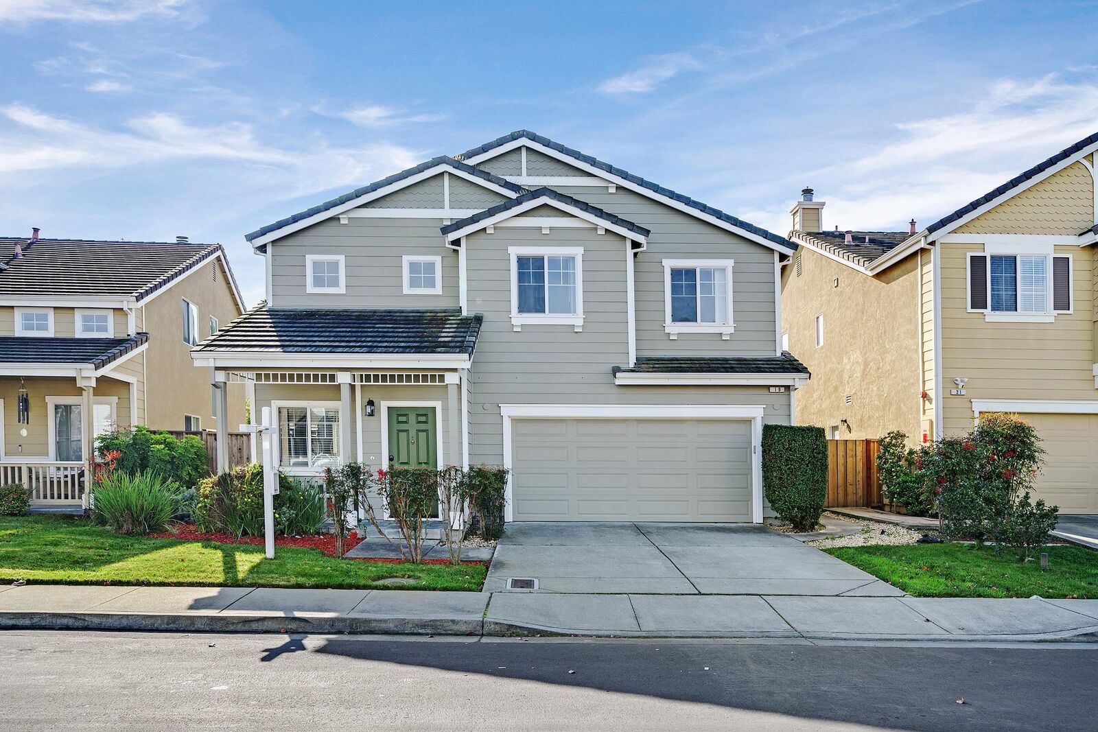 Property Photo:  19 Kevin Ln  CA 94503 