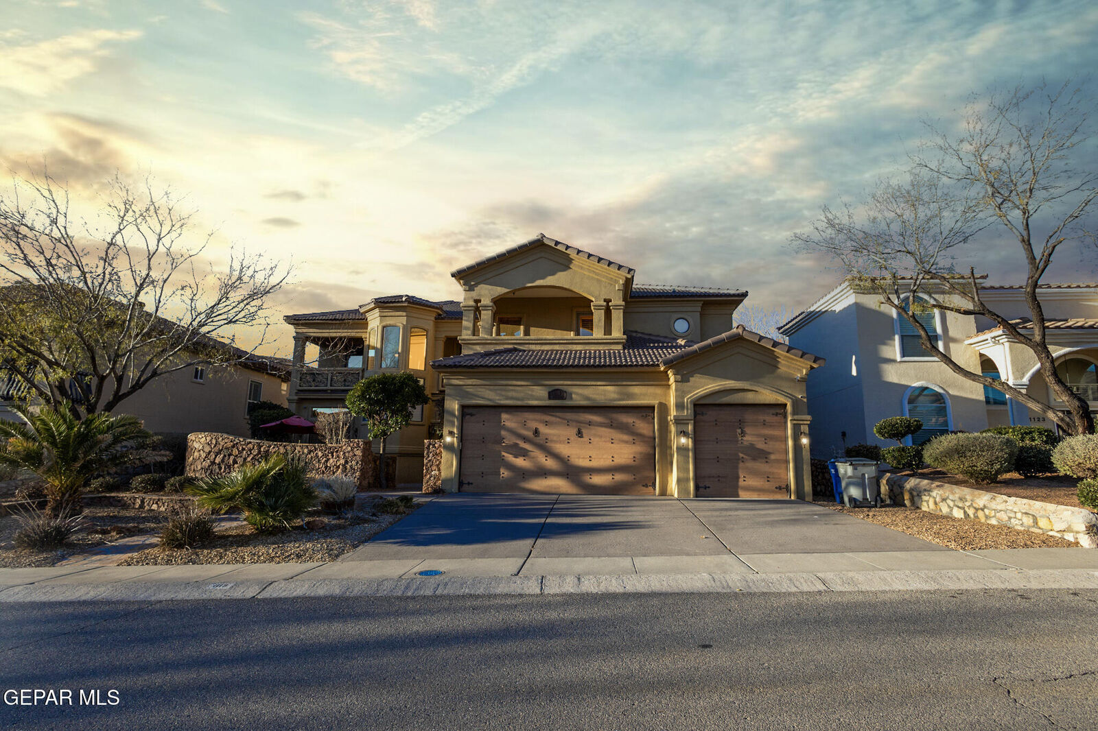 Property Photo:  1119 Calle Parque Drive  TX 79912 