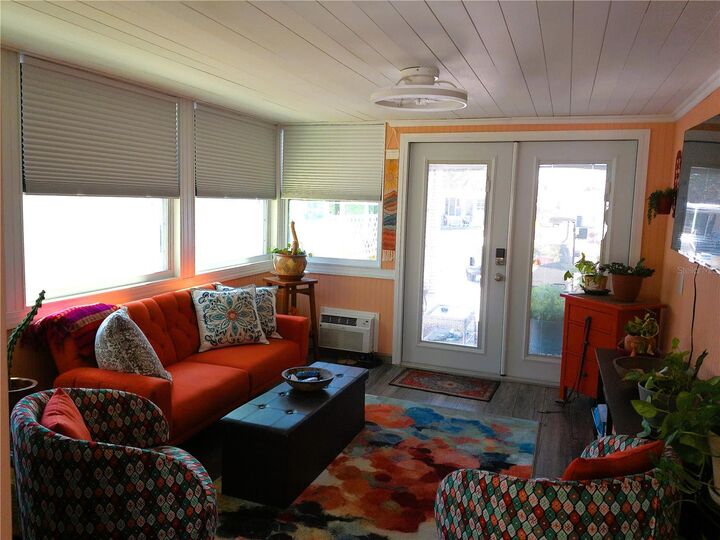 Property Photo: 5236 Palena Boulevard FL 34287