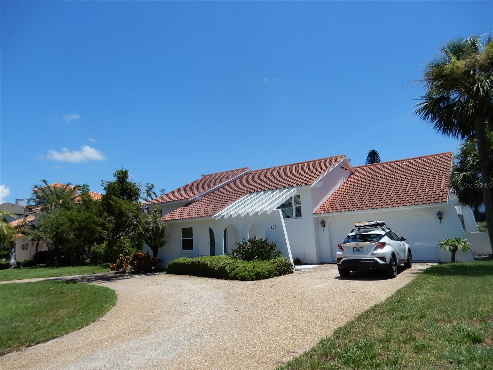 Property Photo:  853 2nd Avenue S  FL 33715 