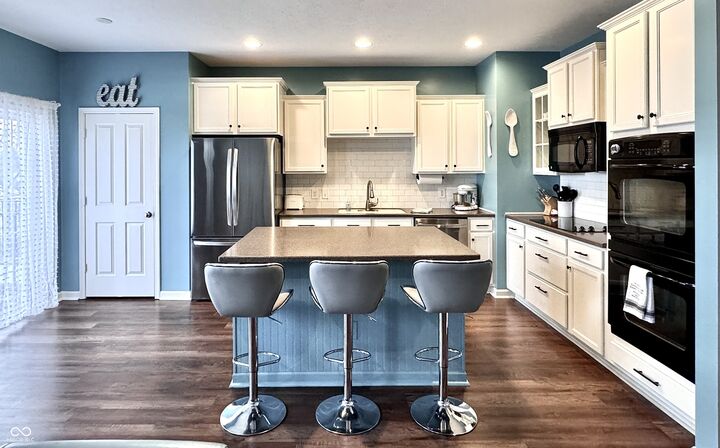 Property Photo:  984 Bard Lane  IN 46032 