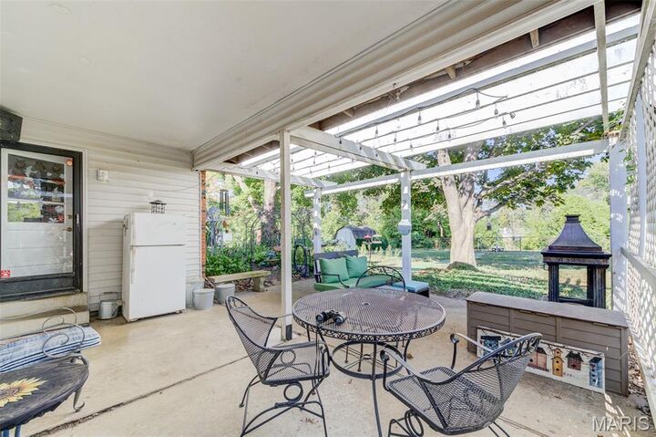 Property Photo:  3901 Rue De Renard  MO 63034 