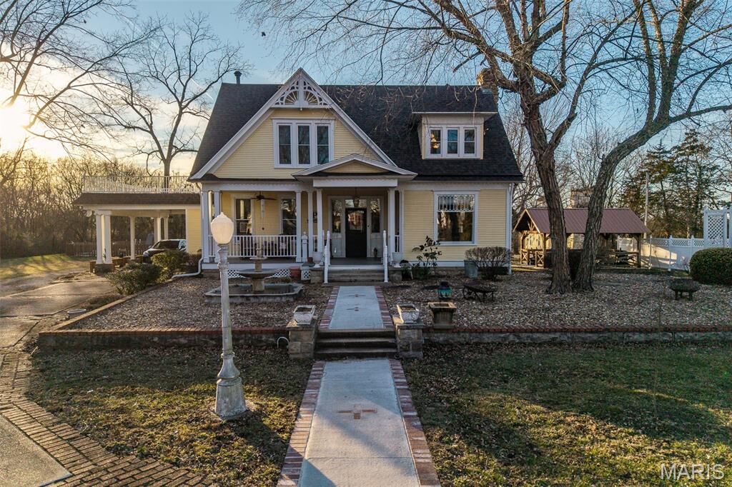 Property Photo:  2001 Beck Lane  MO 65536 