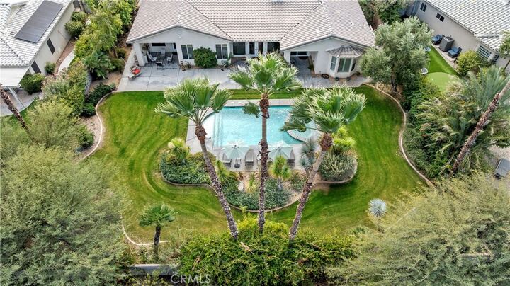 Property Photo:  44 Killian Way  CA 92270 