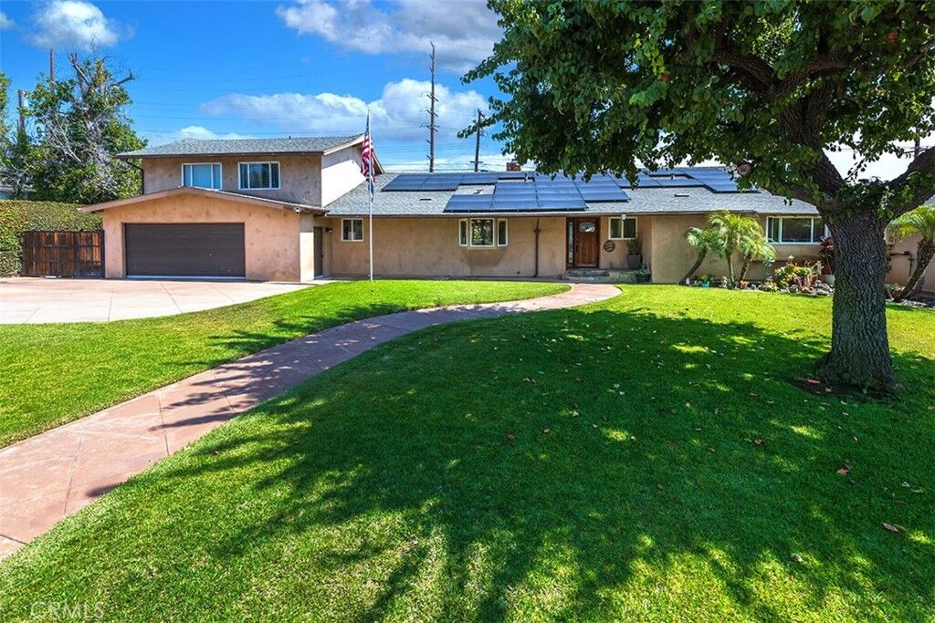 Property Photo:  1006 W Dorothy Drive  CA 92821 