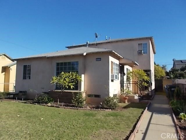 Property Photo:  312 N Poplar  CA 90640 