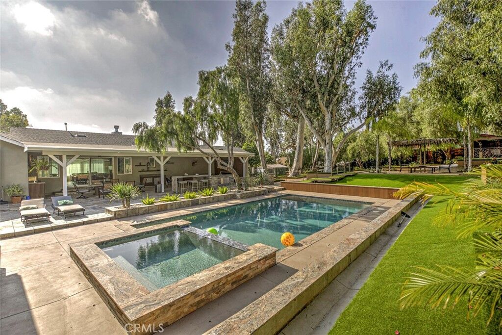 Property Photo:  10555 Art Street  CA 91040 