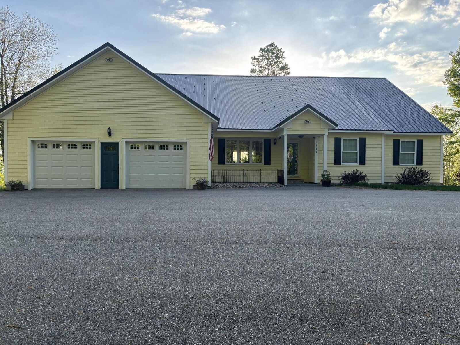 Property Photo:  1882 North Road  ME 04020 