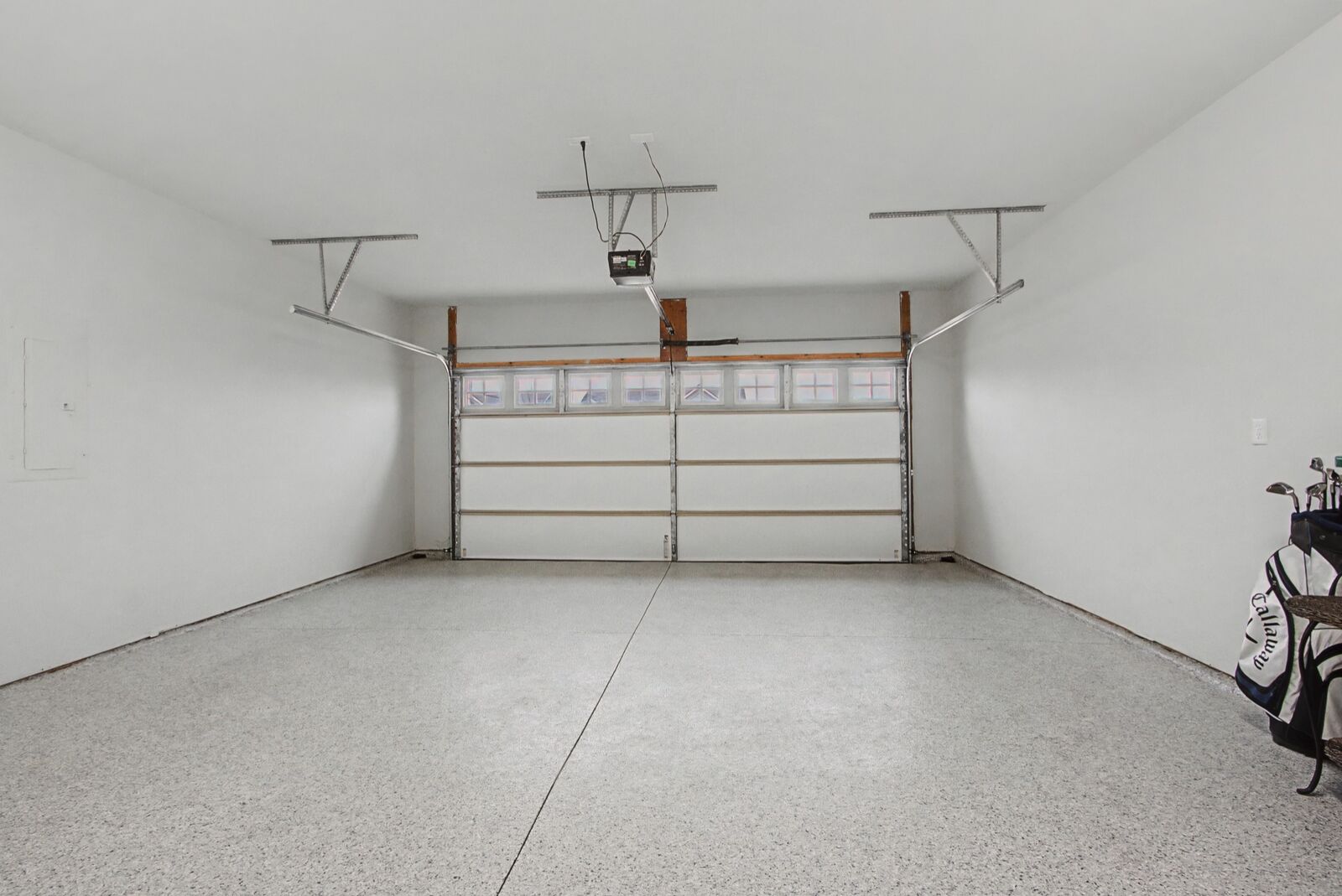 Property Photo:  1022 Sumner Grv  TN 37174 