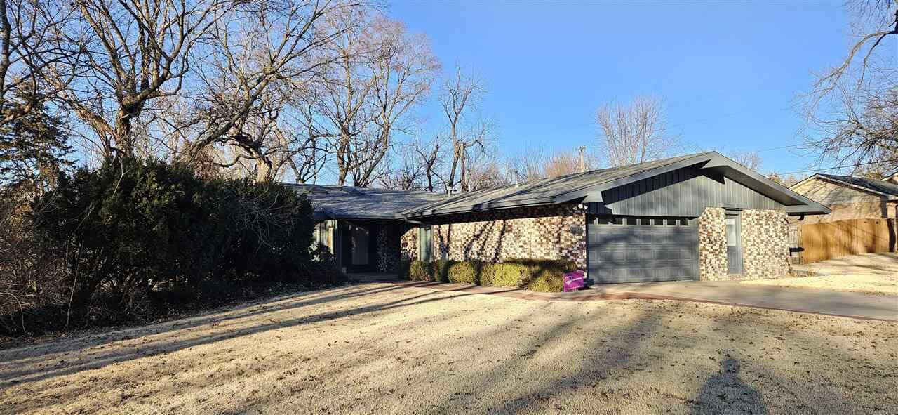 Property Photo:  1349 Quail Ln.  OK 74604 