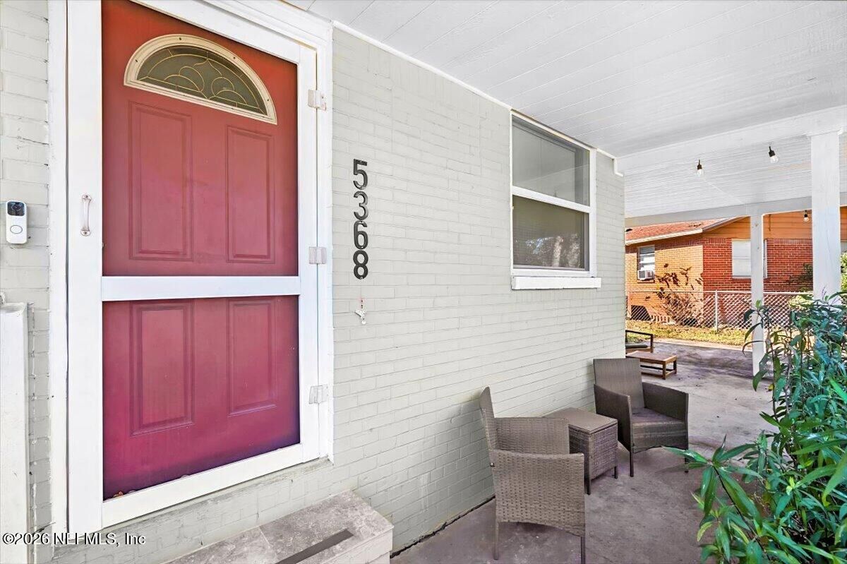 Property Photo: 5368 Royce Avenue FL 32205