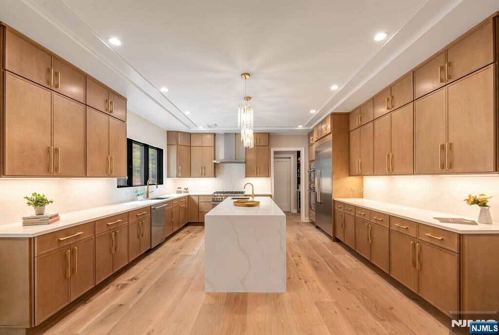 Property Photo:  455 Sunset Avenue  NJ 07641 