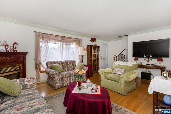 Property Photo:  431 Blanchard Terrace  NJ 07601 