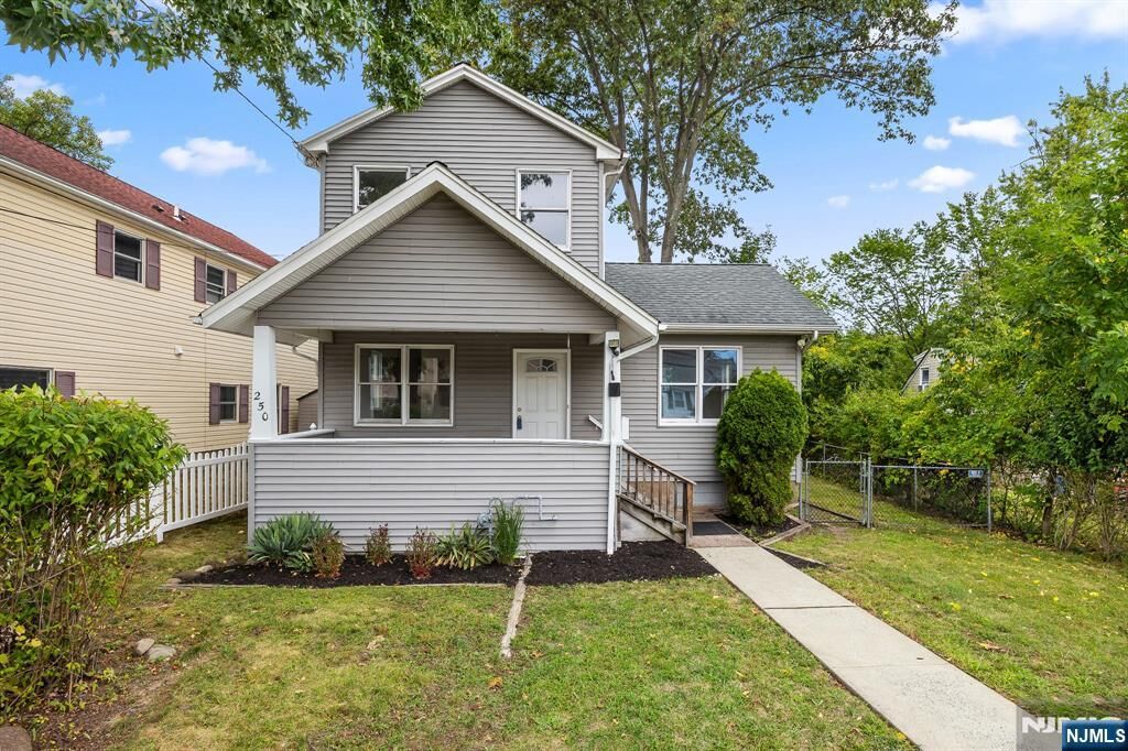 Property Photo: 250 Woodcliff Avenue NJ 07424
