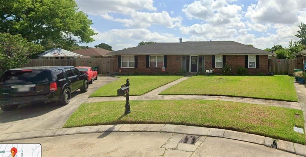 Property Photo:  845 Dolphin Court  LA 70065 