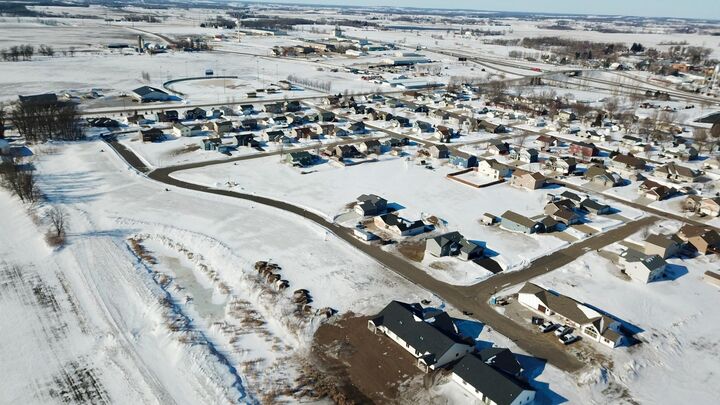 Property Photo:  303 E 11th Street SE  MN 56336 