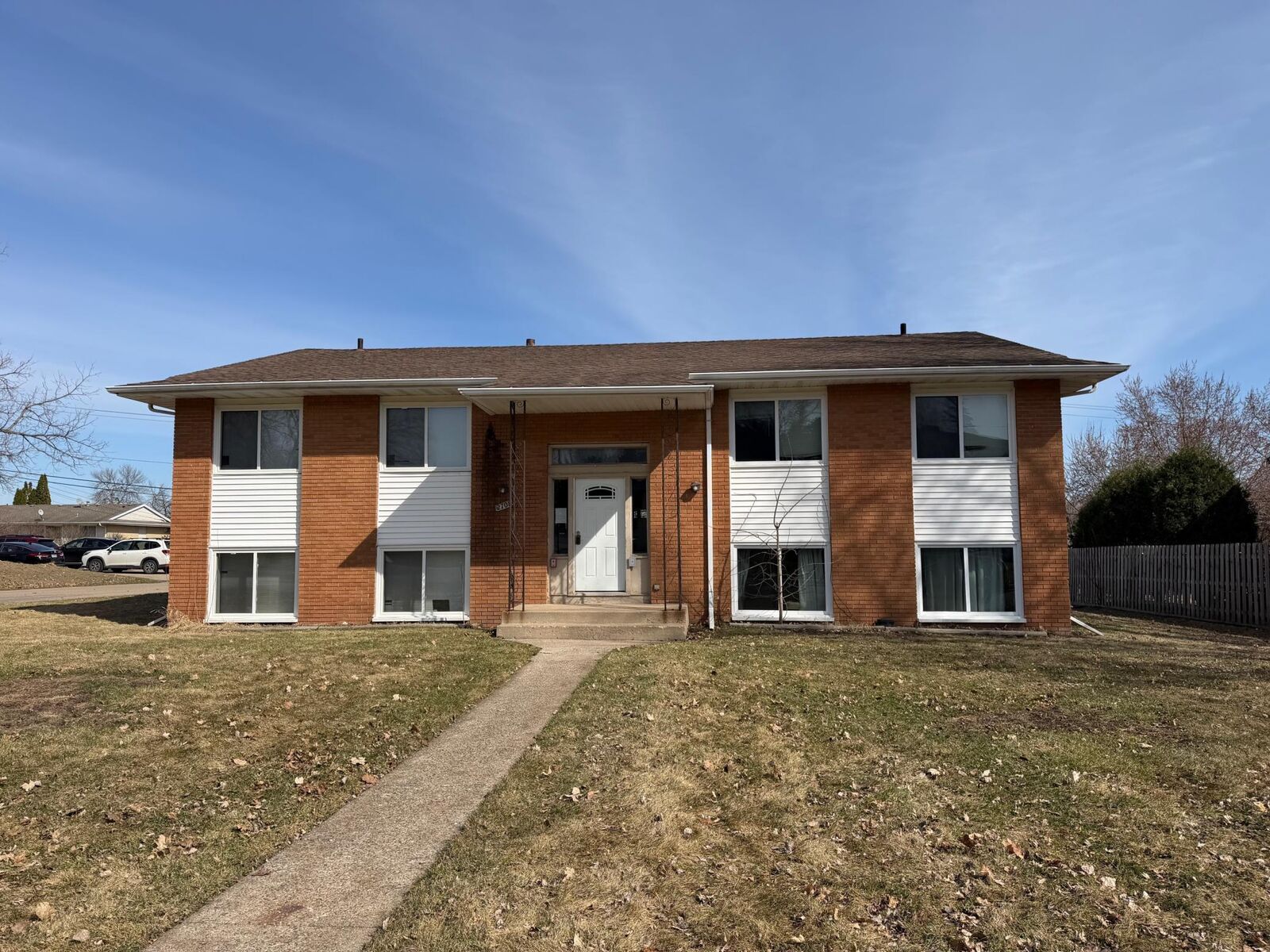 Property Photo:  2708 Xylon Avenue N  MN 55427 