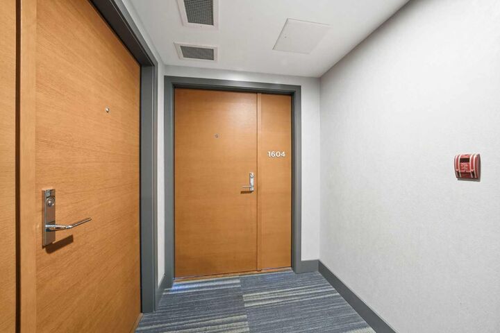 Property Photo:  510 6 Avenue SE 1604  AB T2G 1L7 