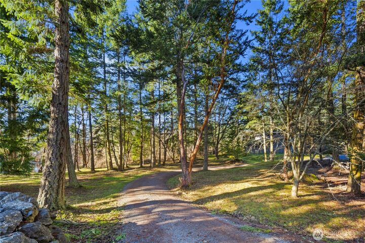 Property Photo:  96  Pleasant Pond Lane  WA 98250 