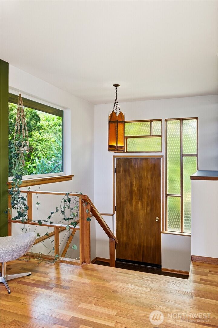 Property Photo:  14111  12th Avenue SW  WA 98166 