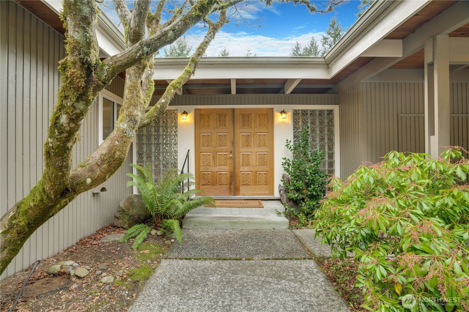 Property Photo:  3668  82nd Ave Court W  WA 98466 