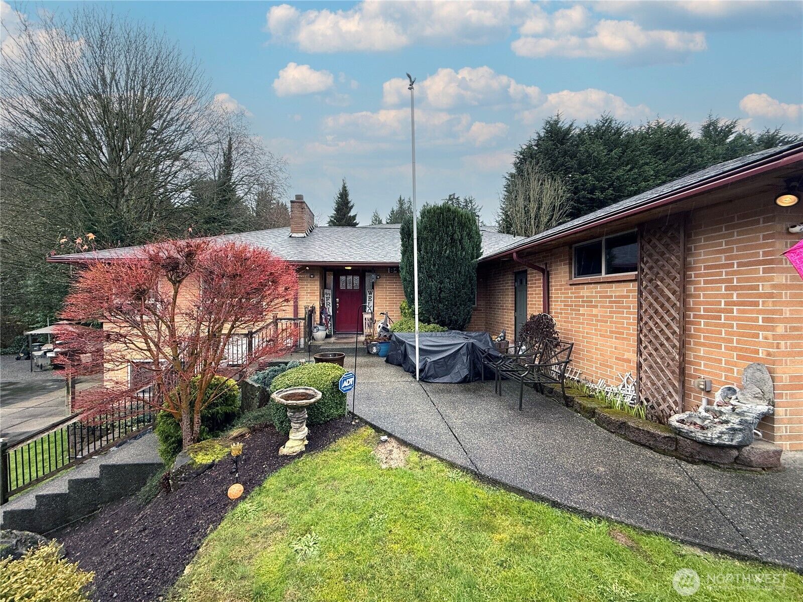 Property Photo:  845 S 230th Street  WA 98198 