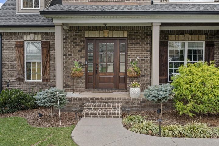 Property Photo: 329 Old Post Drive KY 42103