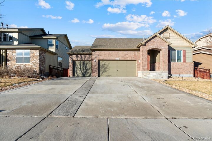 Property Photo:  5019 Thistle Drive  CO 80601 
