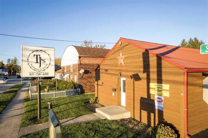 Property Photo:  617 S Washington  OH 45347 