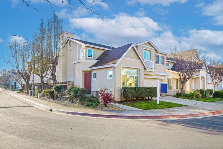 Property Photo: 2088 McKenzie Place CA 95131