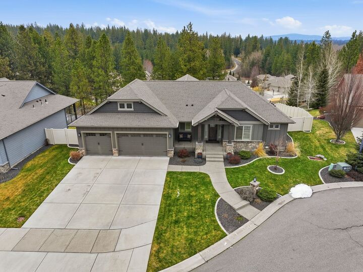 Property Photo: 11307 E Rimrock Ln WA 99206