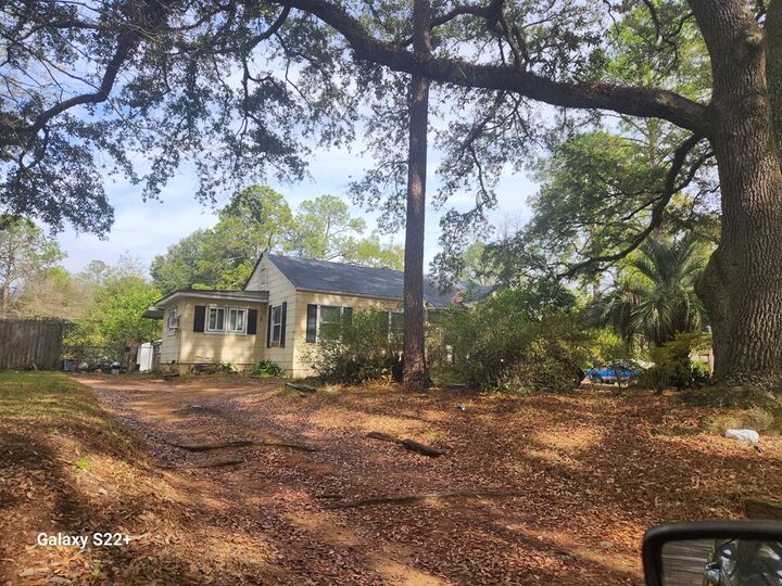 Property Photo:  1307 Edgerly Avenue  GA 31701 
