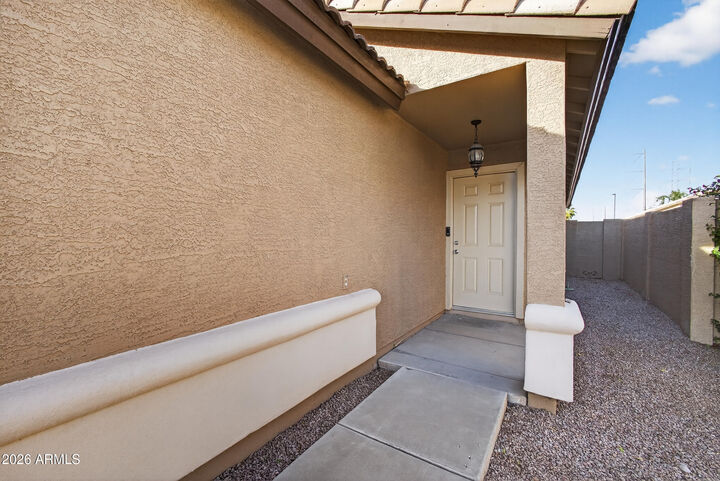 Property Photo:  374 N Ocean Drive  AZ 85233 