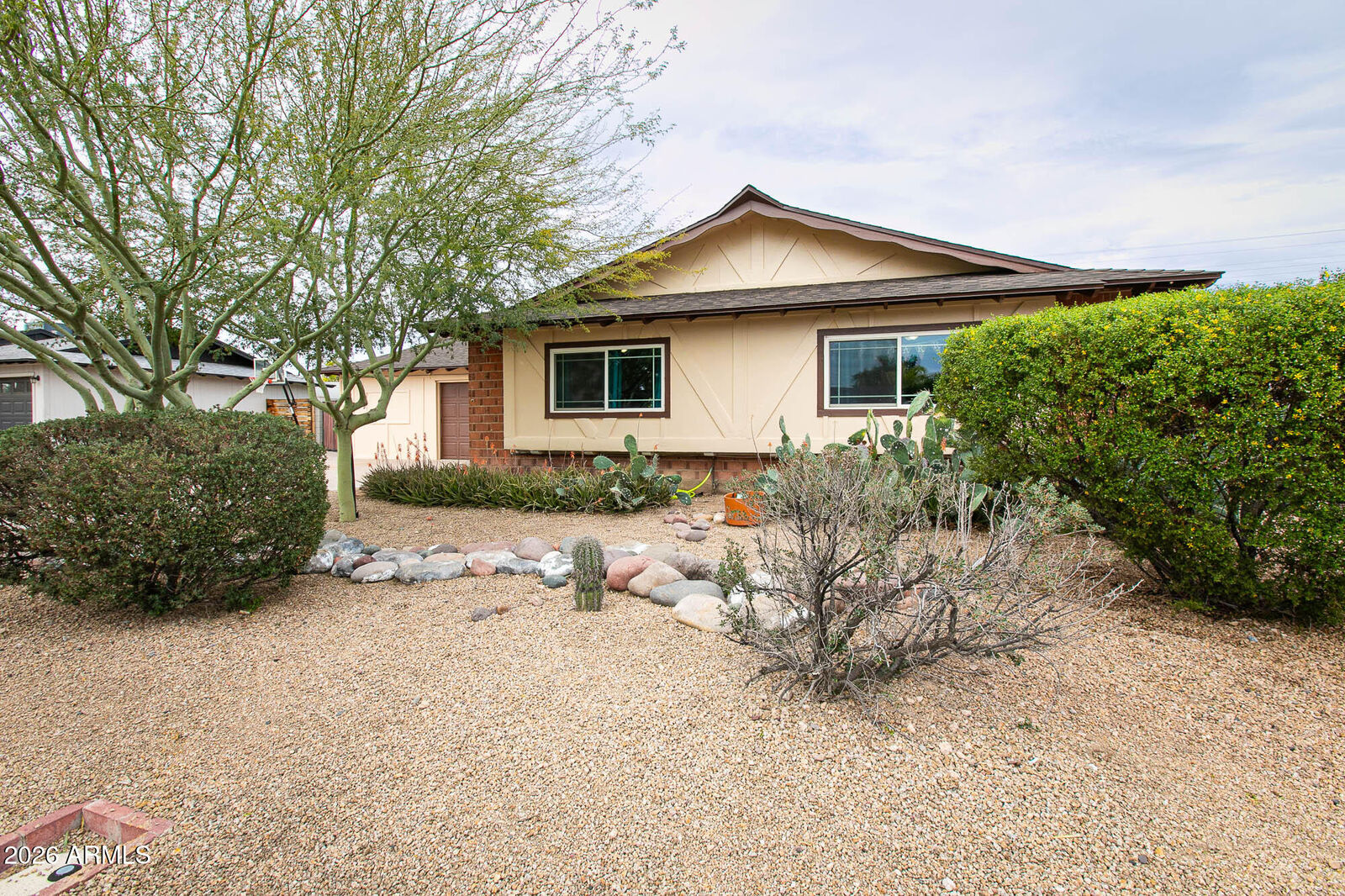 Property Photo:  8608 E Edgemont Avenue  AZ 85257 