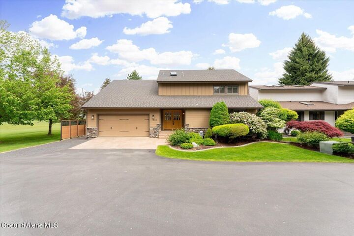 Property Photo:  1665 E Club Ln  ID 83835 