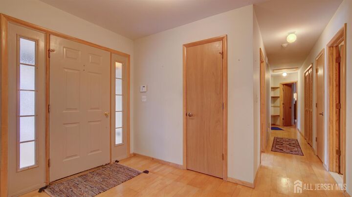 Property Photo:  20 Abraham Lincoln Court  NJ 08831 