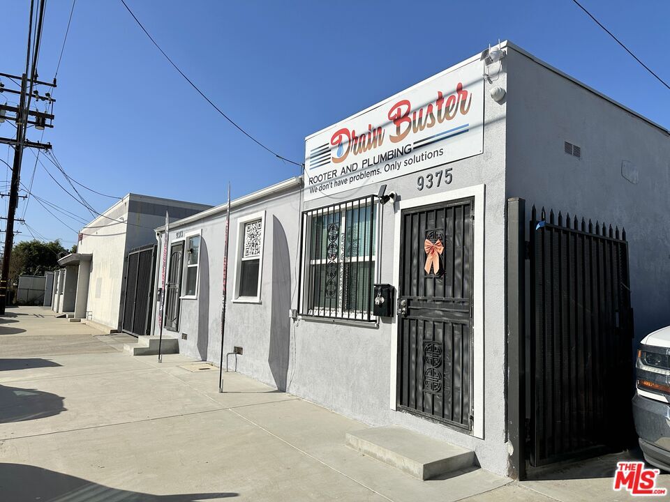 Property Photo: 9373 9375 Fern St CA 91733
