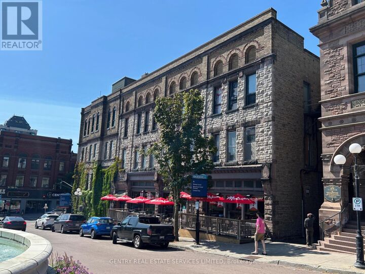 Property Photo:  2-4 Court House Avenue  ON K6V 4T1 