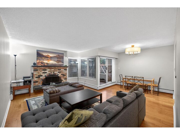 Property Photo:  1390 Martin Street 104  BC V4B 3W5 