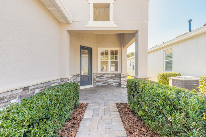Property Photo:  1096 Avery Meadows Way  FL 32724 