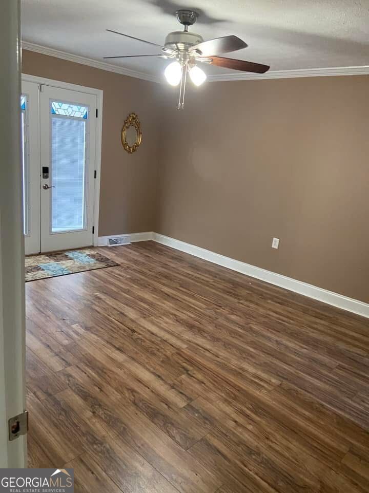 Property Photo:  38 Lakeview Drive SE  GA 30147 