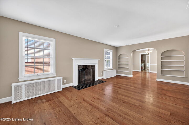 Property Photo:  2325 Broadmeade Rd 2  KY 40205 