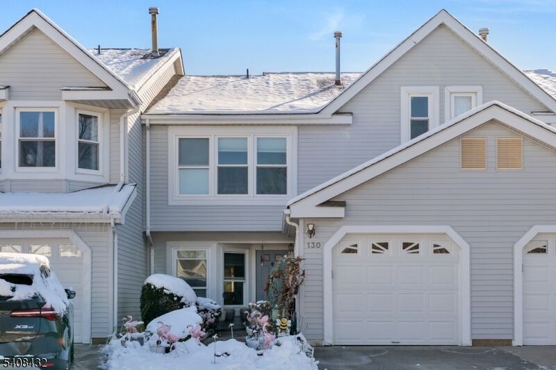 Property Photo:  130 Magee Ct 130  NJ 08816 